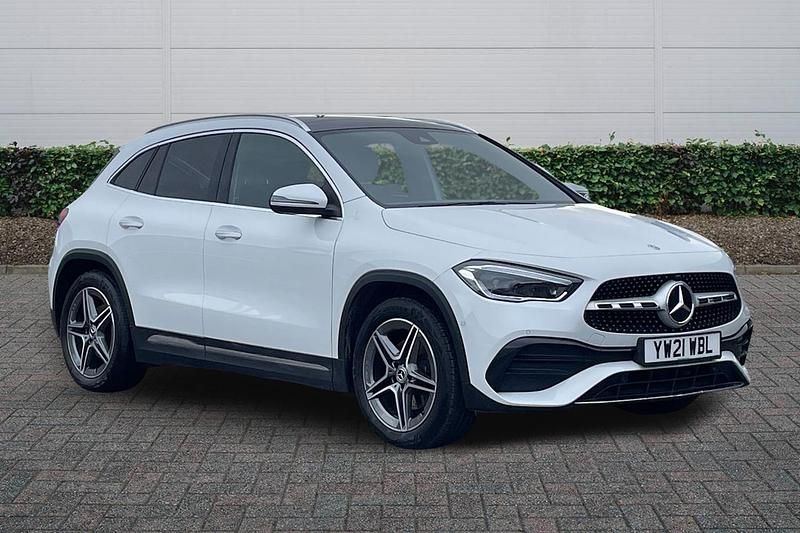Used Mercedes GLA220 AMG Line Premium Plus 190 HP (139 kW) 2021 White SUV
