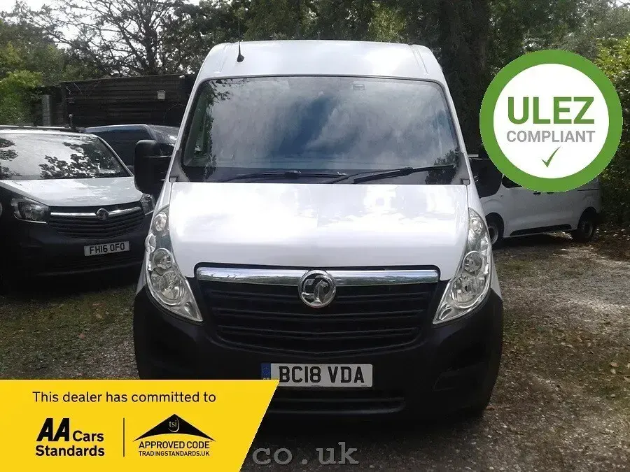 Used Vauxhall Movano 130 HP (95 kW) 2018 White MPV