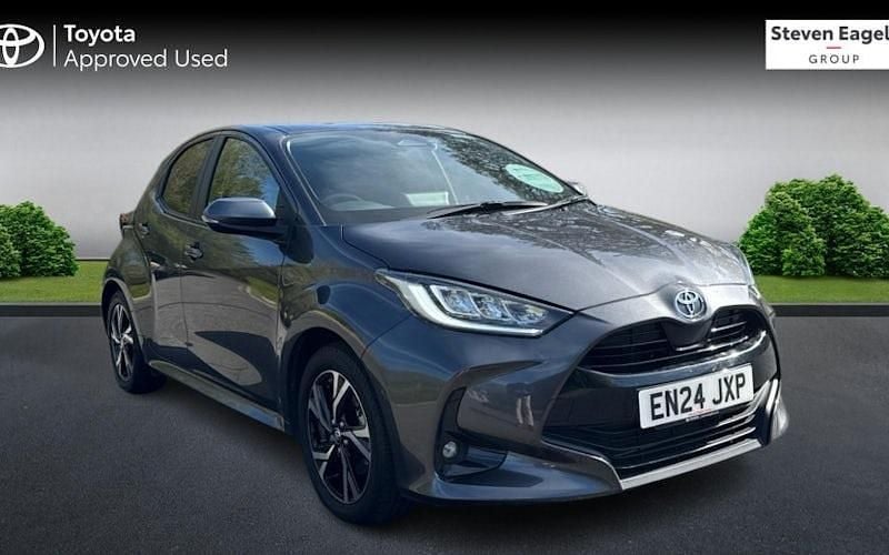 Used Toyota Yaris Hybrid Design 116 HP (85 kW) 2026 Hatchback