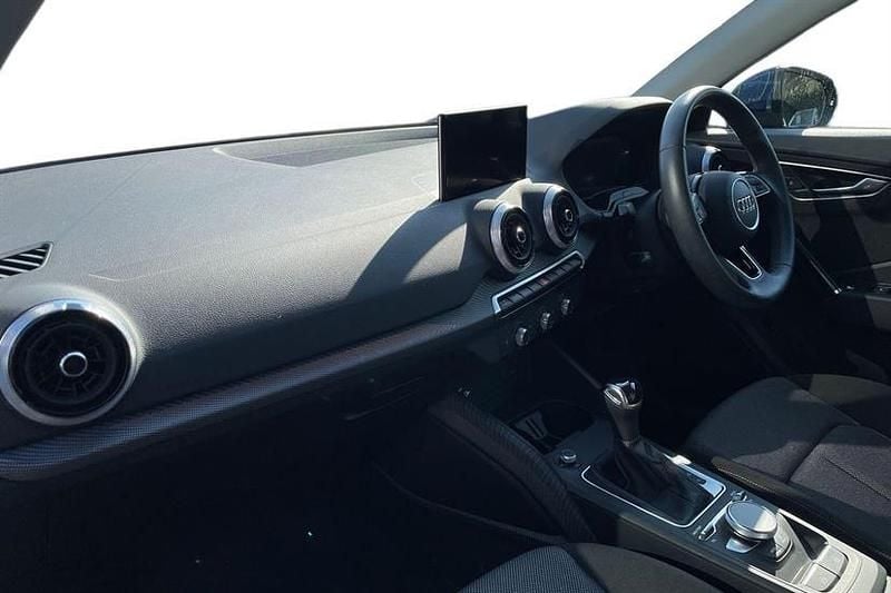 Used Audi Q2 Sport 150 HP (110 kW) 2023 Navarra blue SUV