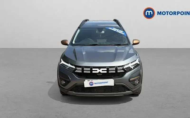 Used Dacia Jogger Extreme 141 HP (103 kW) 2025 MPV