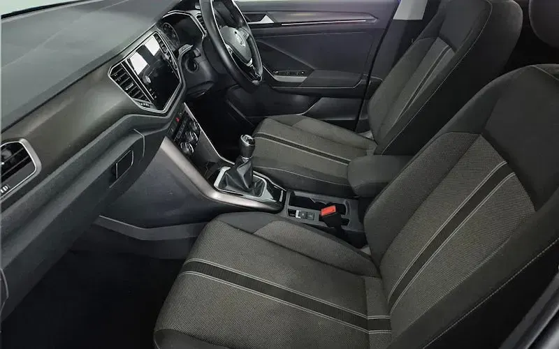 Używany VW T-Roc Design 116 KM (85 kW) 2019 Niebieski SUV