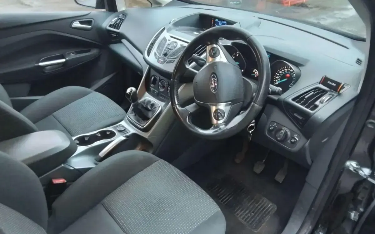 Used Ford C-MAX Zetec 105 HP (77 kW) 2013 Black MPV