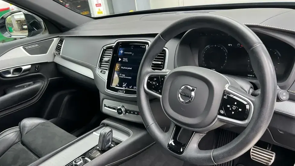 Used Volvo XC90 R-Design 235 HP (172 kW) 2022 Grey SUV