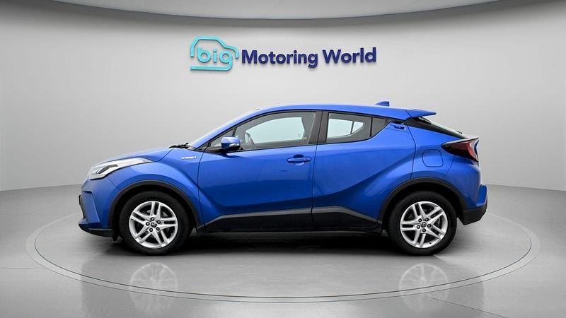 Used Toyota C-HR 121 HP (88 kW) 2021 SUV