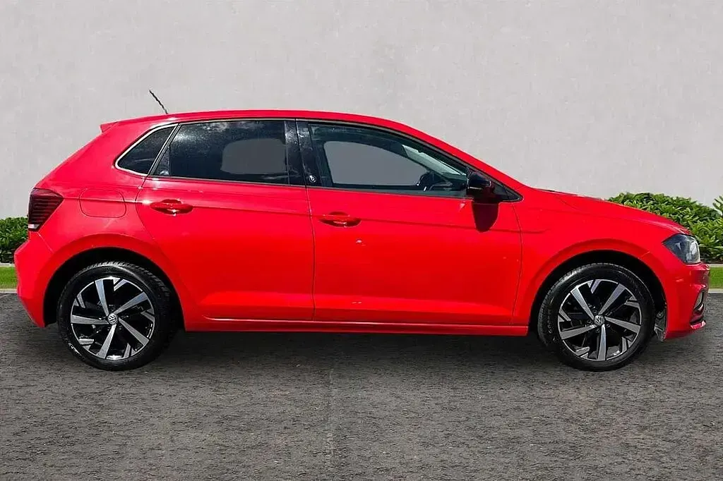 Used VW Polo Beats 95 HP (69 kW) 2018 Red Hatchback