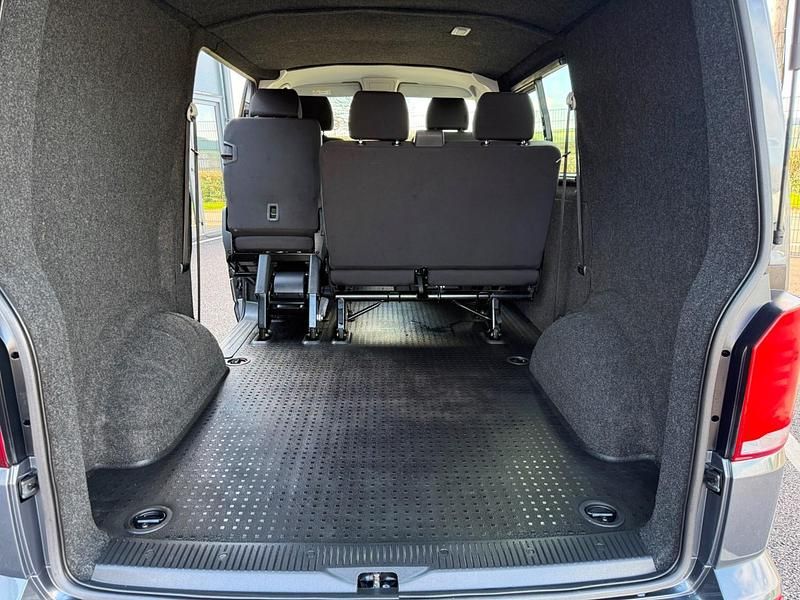 Second-hand VW Transporter Startline 2022 Gri Van