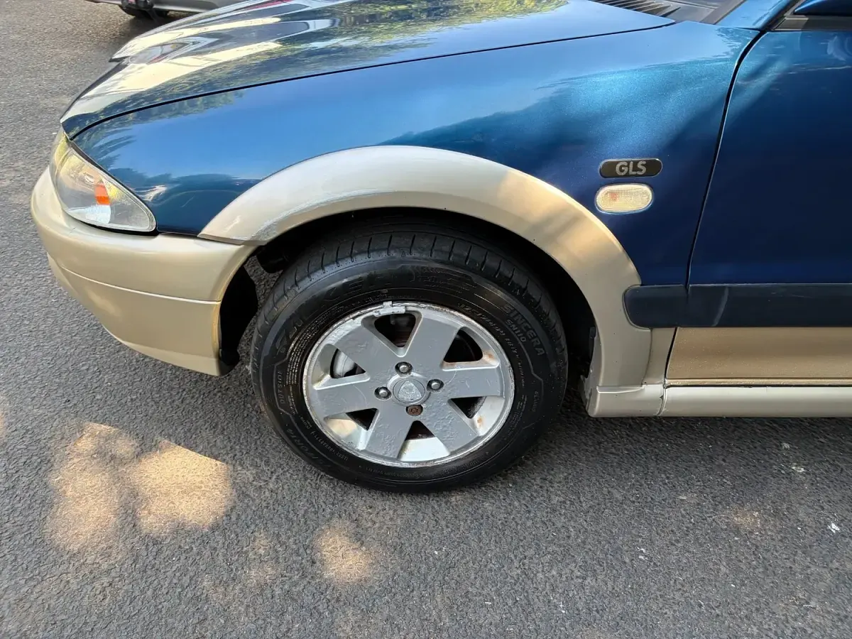 Used Proton Jumbuck 2005 Silver Pickup