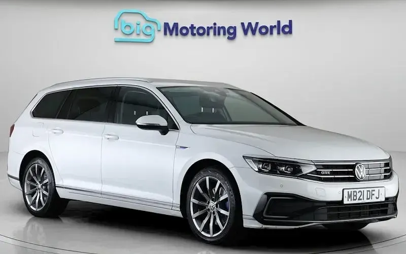 Usado VW Passat Advance 218 HP (160 kW) 2023 Carrinha