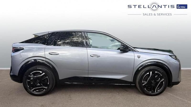 Used Peugeot e-3008 GT 152 kW (207 HP) 2025 Grey SUV