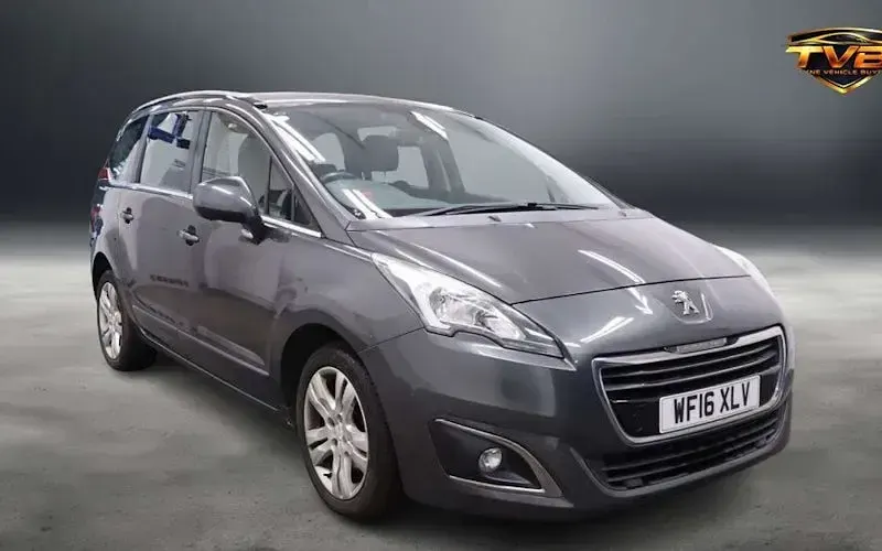 Used Peugeot 5008 Active 120 HP (88 kW) 2016 Estate