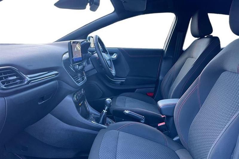 Used Ford Puma ST-Line 125 HP (91 kW) 2022 Frozen white SUV