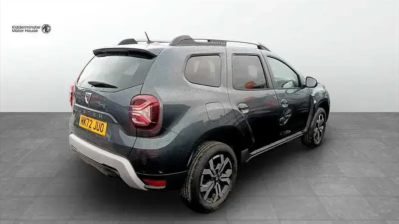 Used Dacia Duster Prestige 130 HP (95 kW) 2022 Grey SUV