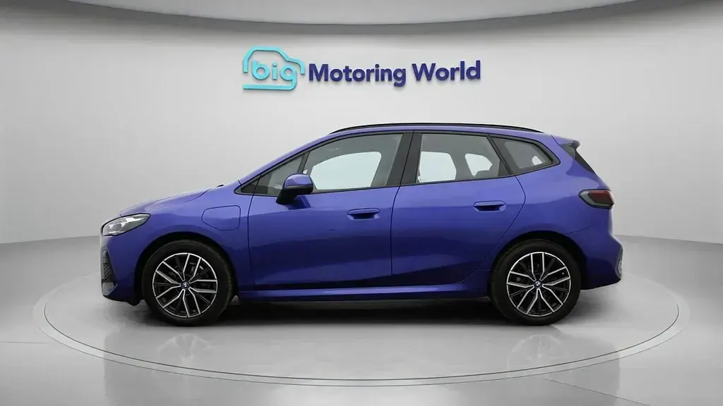 Usado BMW 225 M Sport 245 HP (180 kW) 2023 Azul Monovolume