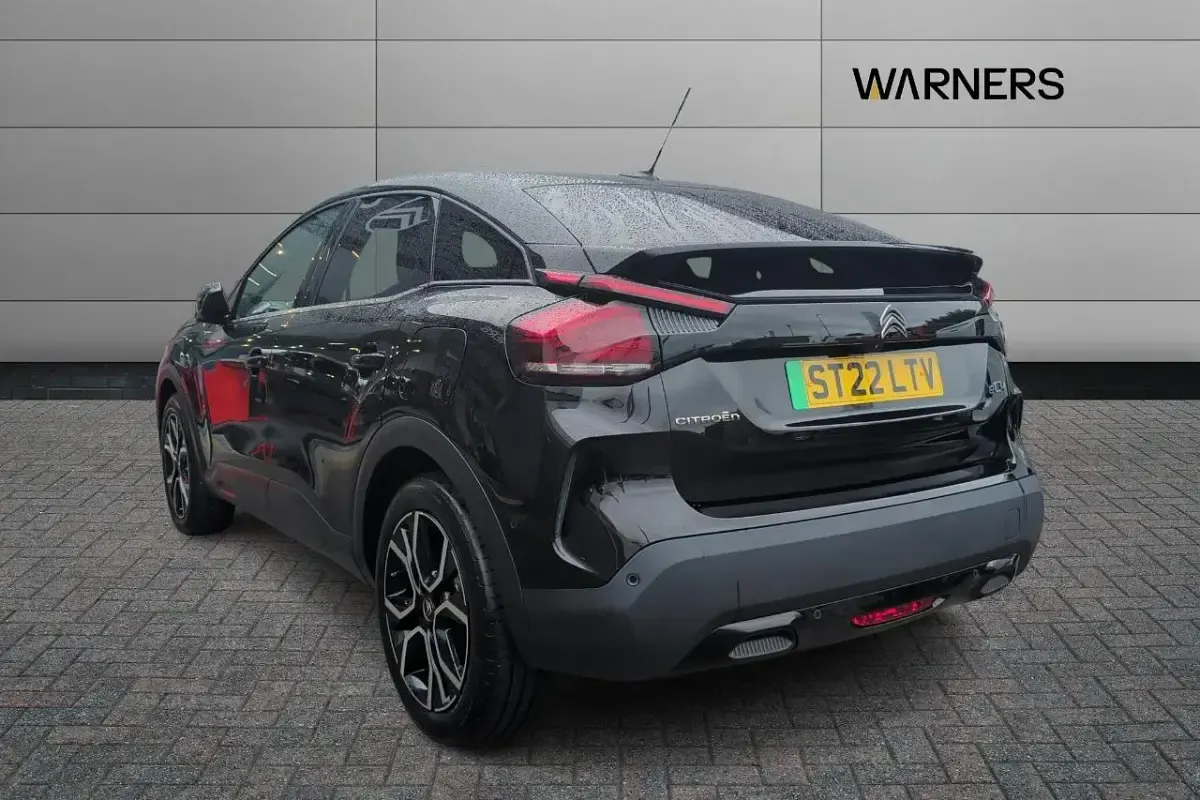 Used Citroën e-C4 Shine 98 kW (134 HP) 2022 Black Hatchback