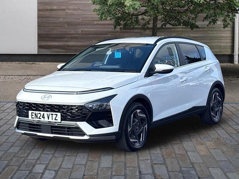 Used Hyundai Bayon Premium 100 HP (73 kW) 2024 White SUV