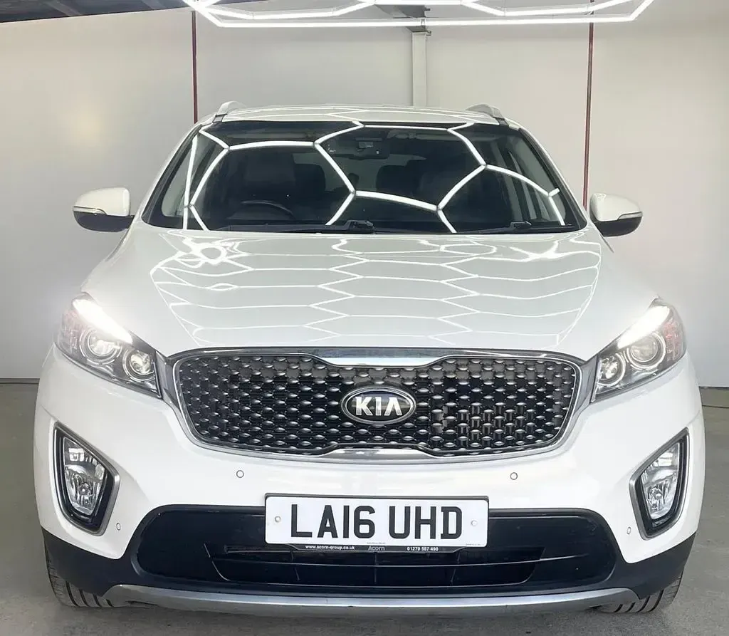 Used Kia Sorento 197 HP (144 kW) 2016 White SUV