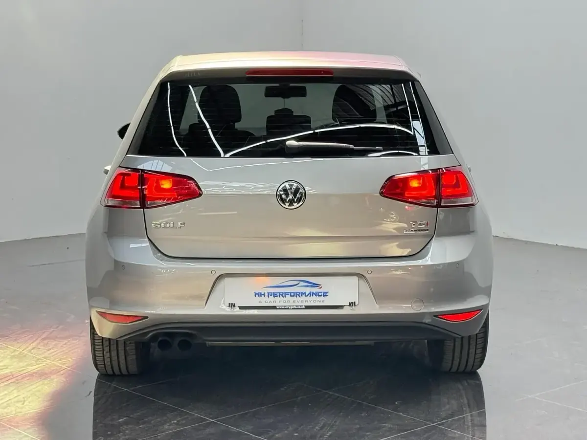 Used VW Golf VII SE 122 HP (89 kW) 2013 Silver Hatchback