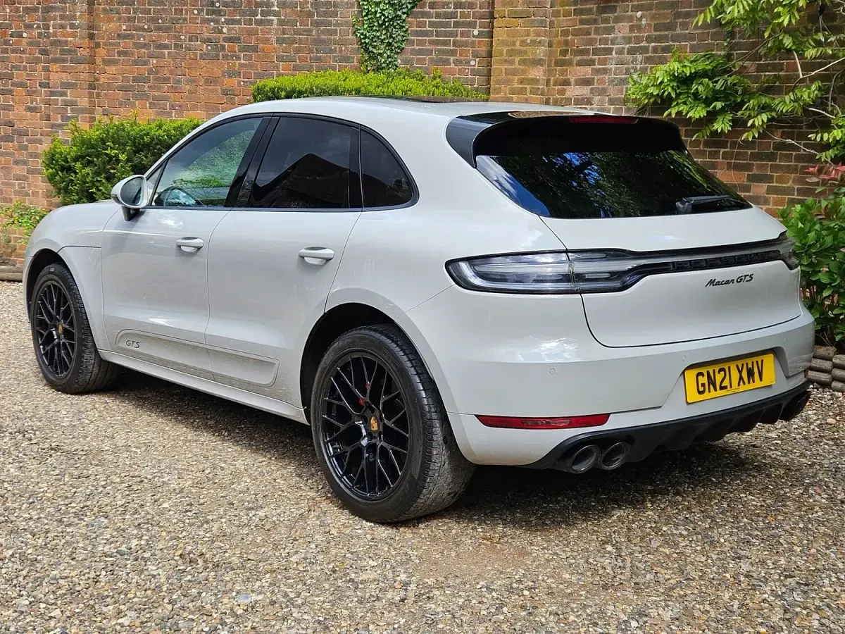 Used Porsche Macan GTS 374 HP (275 kW) 2021 Grey SUV