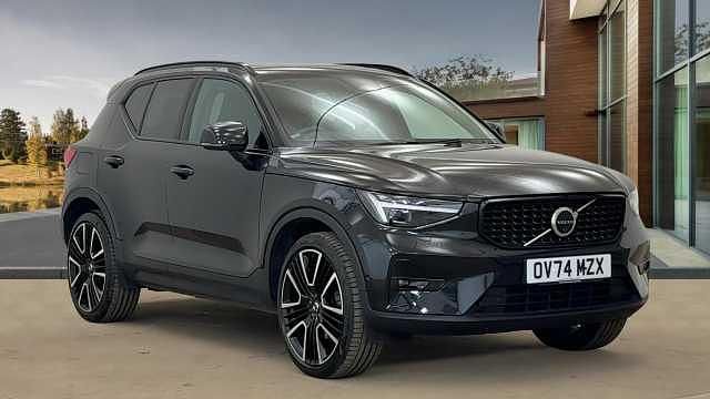 Used 2025 Volvo XC40 Ultra SUV | £36,999 (Expensive) - Image 1/4