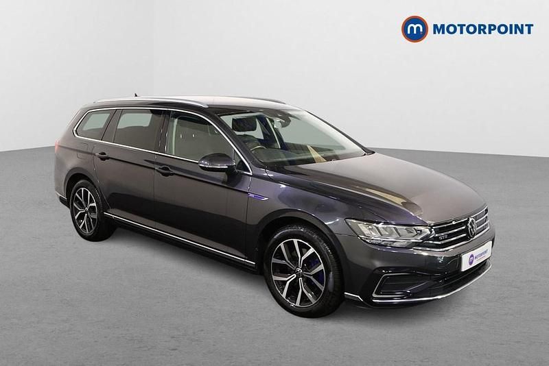 Grey Used 2021 VW Passat GTE Estate | £18,599 (Fair price) - Image 1/4