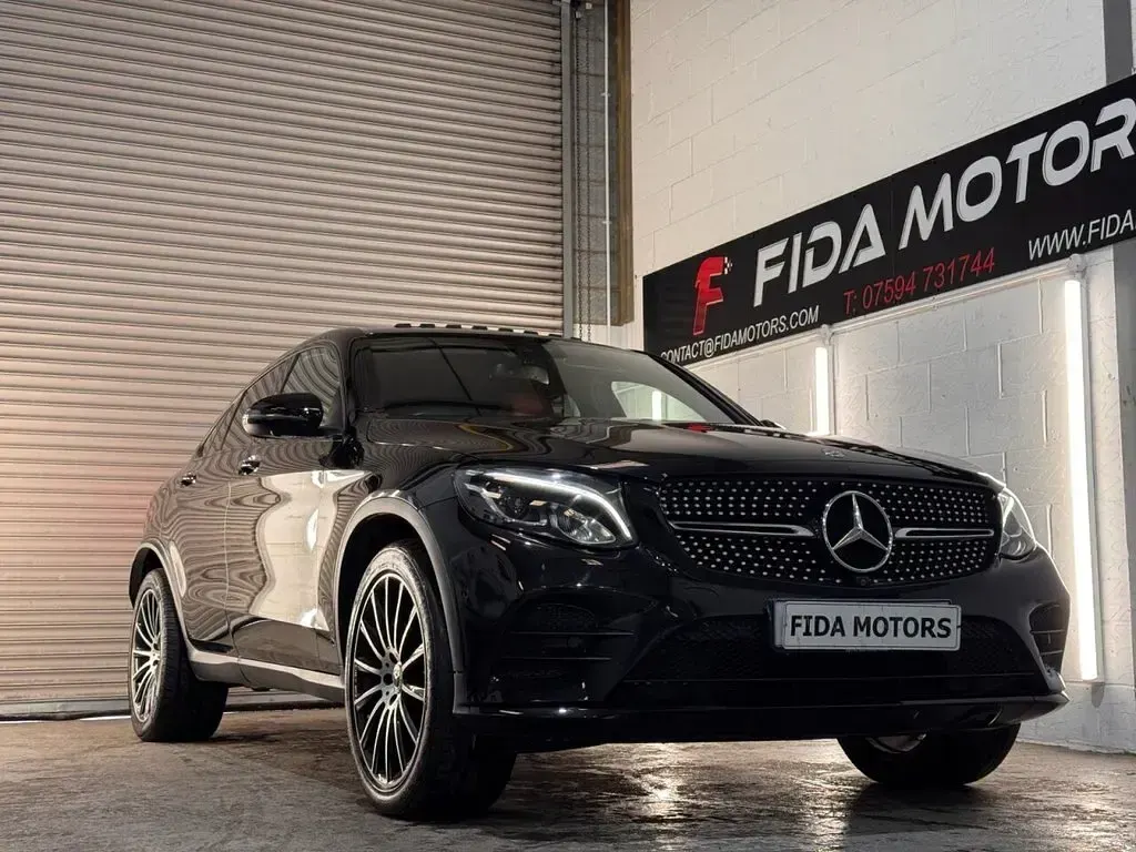 Used Mercedes GLC250 AMG line 2019 Black SUV
