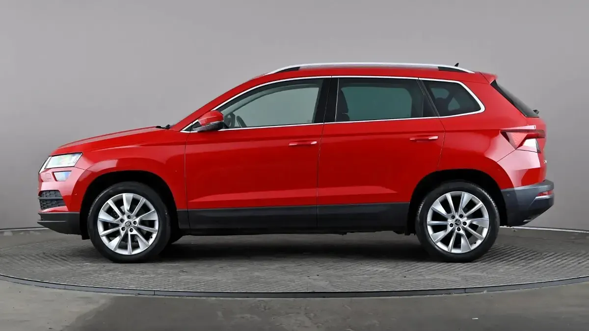 Used Skoda Karoq SE L 150 HP (110 kW) 2018 Red SUV