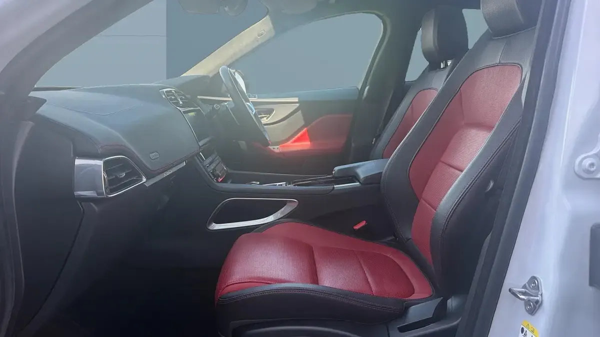 Used Jaguar F-Pace Chequered Flag 180 HP (132 kW) 2020 White SUV