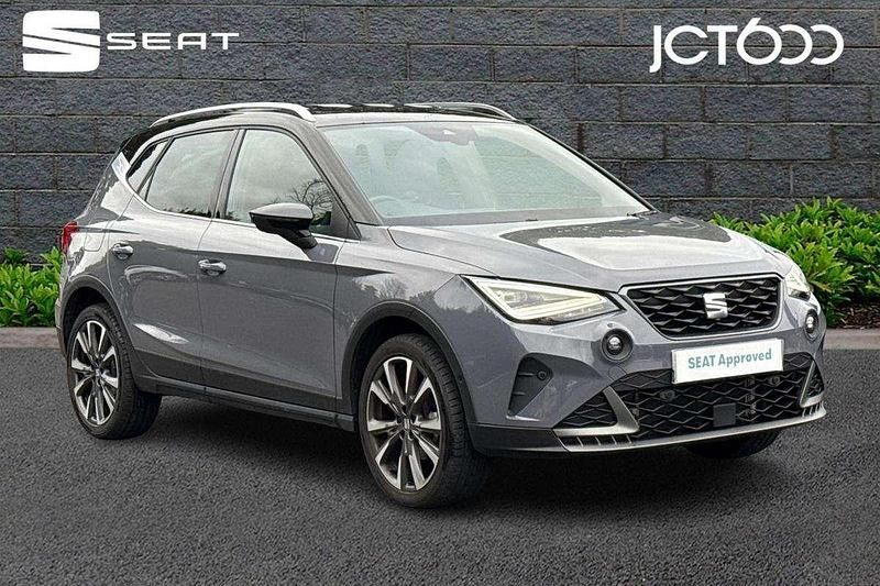 Grey Used 2024 Seat Arona FR SUV | £19,399 (Expensive) - Image 1/4