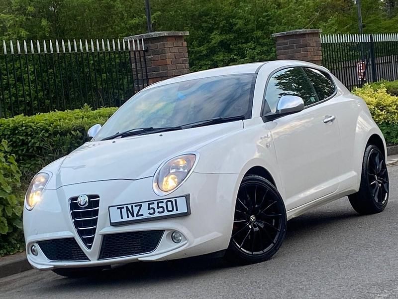 White Used 2013 Alfa Romeo MiTo Hatchback | £3,199 (Expensive) - Image 1/4