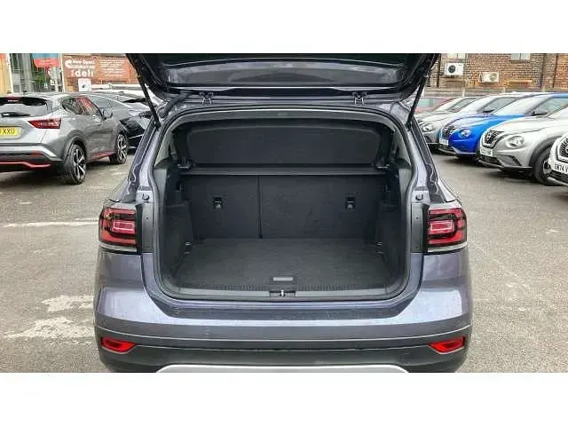 Used VW T-Cross SEL 110 HP (80 kW) 2021 Grey SUV