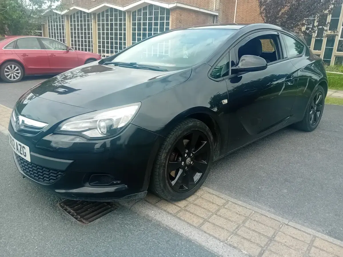 Used Vauxhall Astra GTC Sport 2012 Black Hatchback
