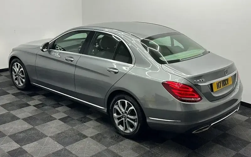 Begagnad Mercedes C200 184 HK (135 kW) 2016 Sedan