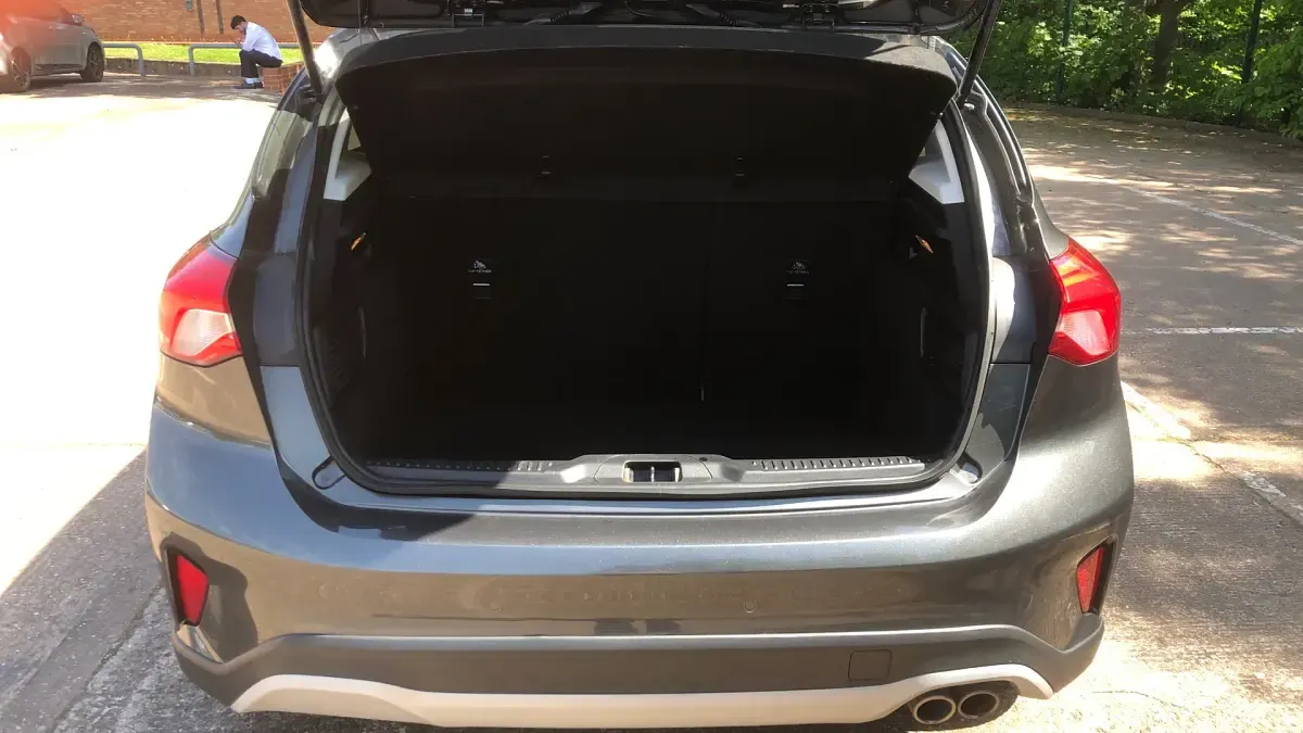 Used Ford Focus Active 125 HP (91 kW) 2019 Grey Hatchback
