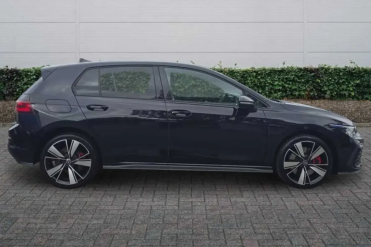 Used VW Golf VII GTE 2021 Black Hatchback