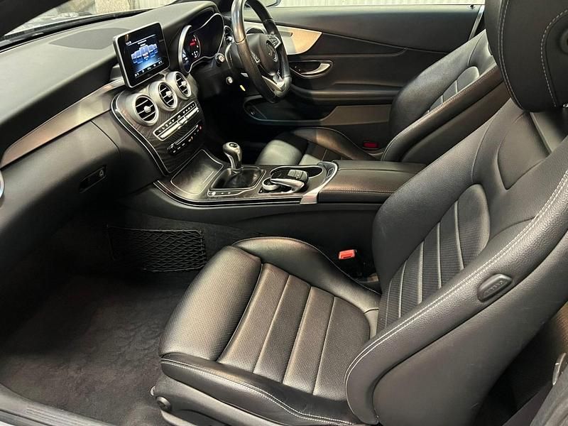 Used Mercedes C220 AMG line 170 HP (125 kW) 2016 Silver Coupe