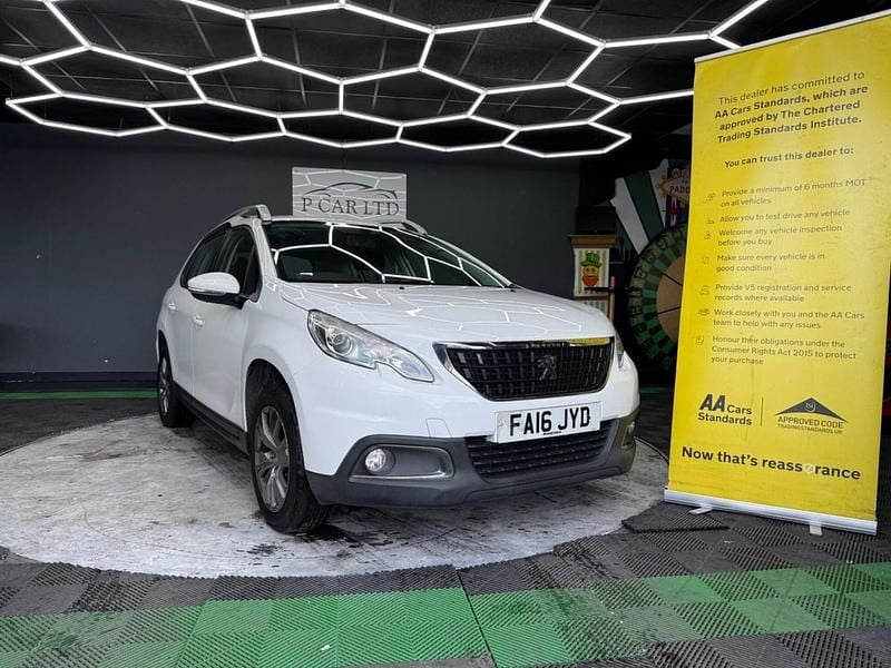 Begagnad Peugeot 2008 Active 2016 Vit SUV