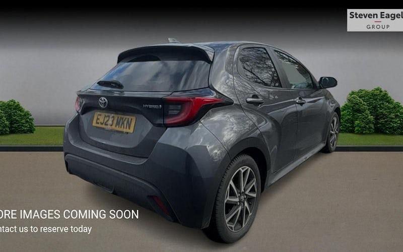 Used Toyota Yaris Hybrid Design 116 HP (85 kW) 2026 Hatchback