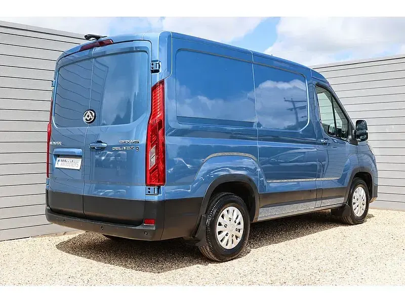 Used Maxus V90 2021 Blue Van