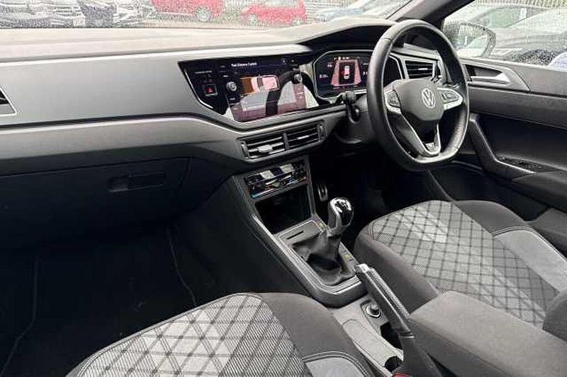 Used VW Polo 95 HP (69 kW) 2023 Hatchback