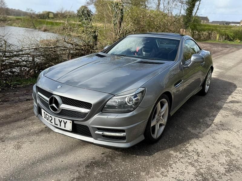 Begagnad Mercedes SLK250 AMG 2012 Silver Cab