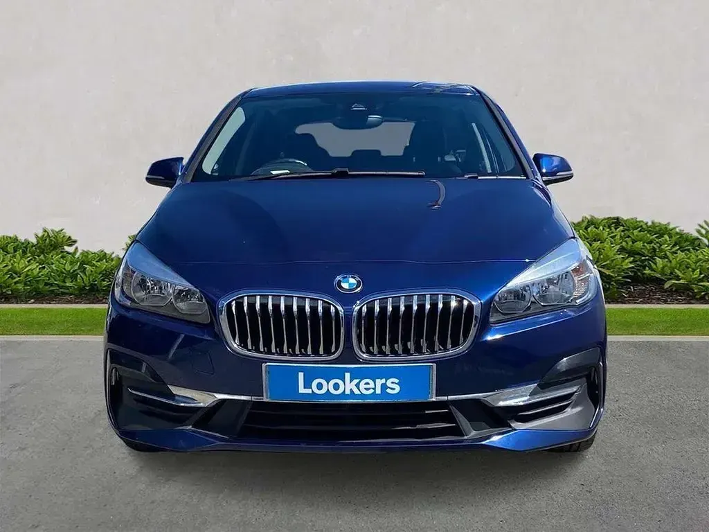 Begagnad BMW 225 Luxury Line 221 HK (162 kW) 2018 Blå Minibuss