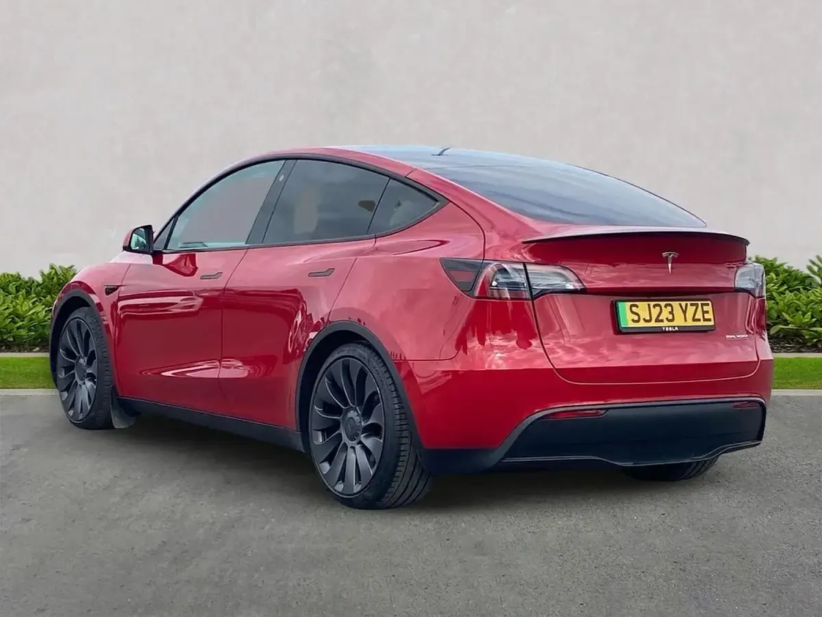Used Tesla Model Y Performance 392 kW (534 HP) 2023 Red SUV