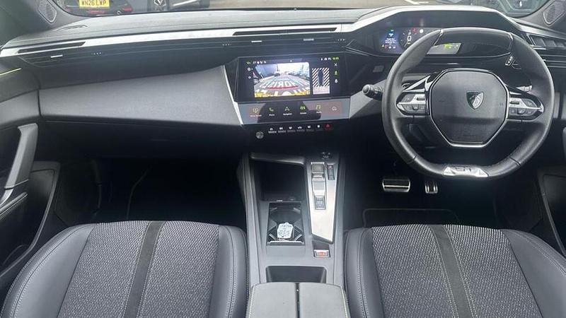 Used Peugeot 308 GT 129 HP (94 kW) 2025 Red Hatchback