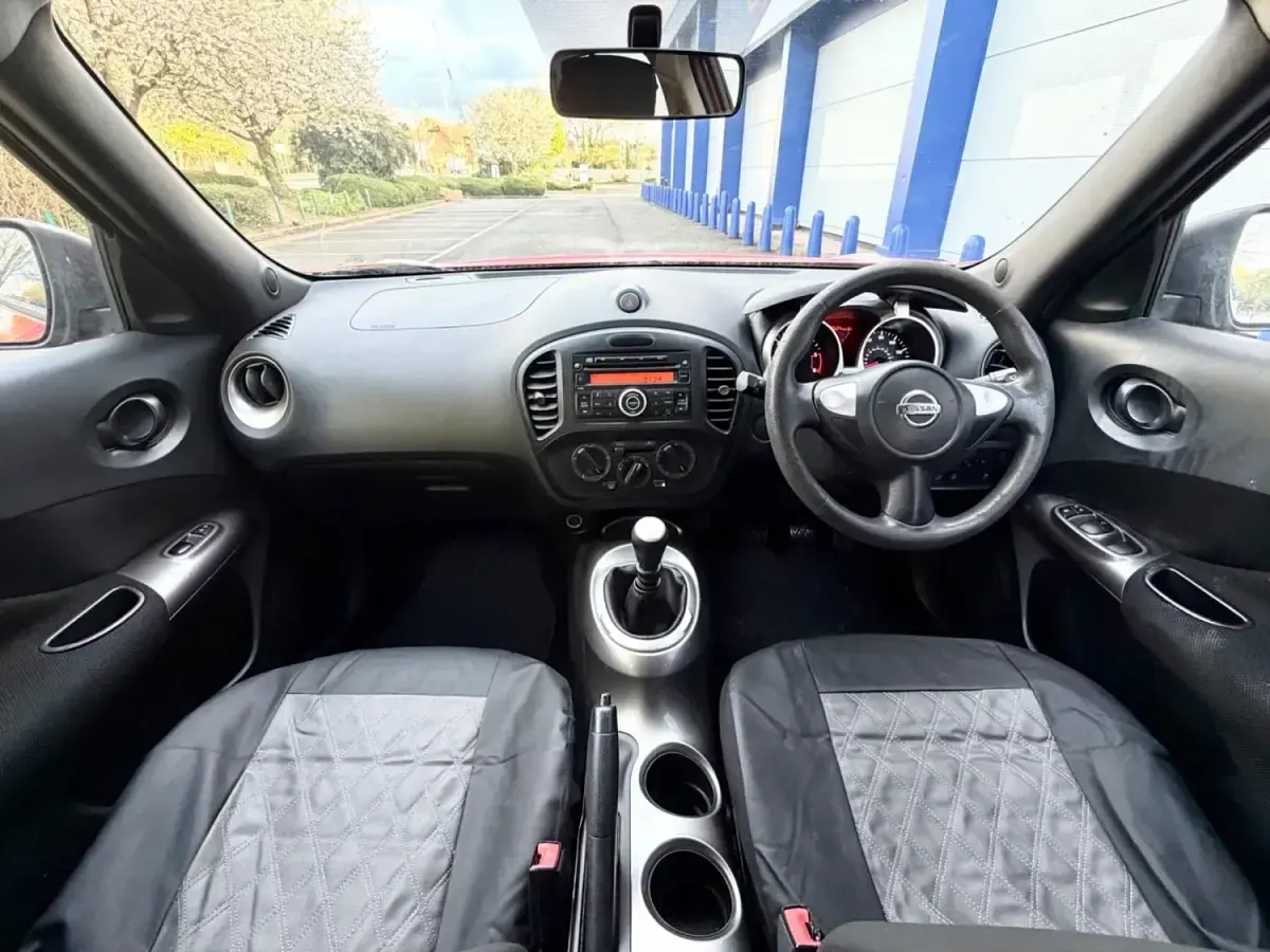 Używany Nissan Juke Visia 110 KM (80 kW) 2016 Czerwony SUV