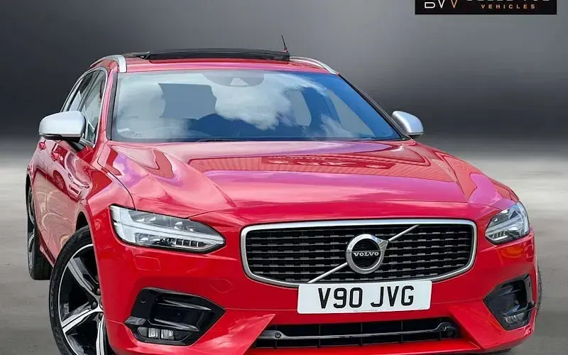 Begagnad Volvo V90 R-Design 190 HK (139 kW) 2019 Kombi