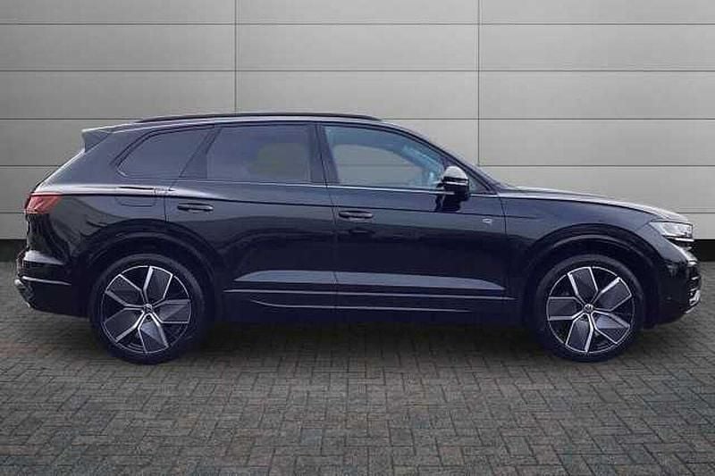 Used VW Touareg Black Edition 286 HP (210 kW) 2025 Black SUV