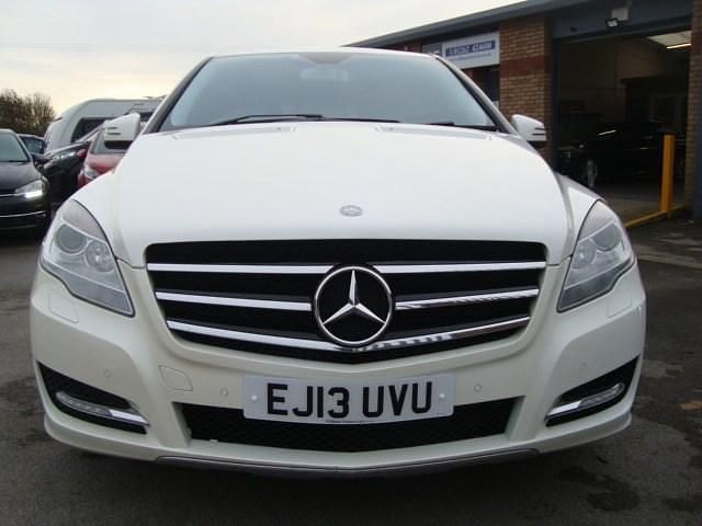 Used Mercedes R350 2013 White MPV