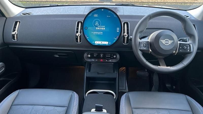 Used Mini Countryman 168 HP (123 kW) 2024 Black SUV