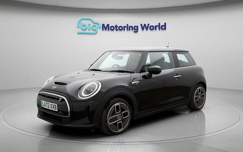 Used Mini Cooper Level 2 135 kW (184 HP) 2023 Hatchback